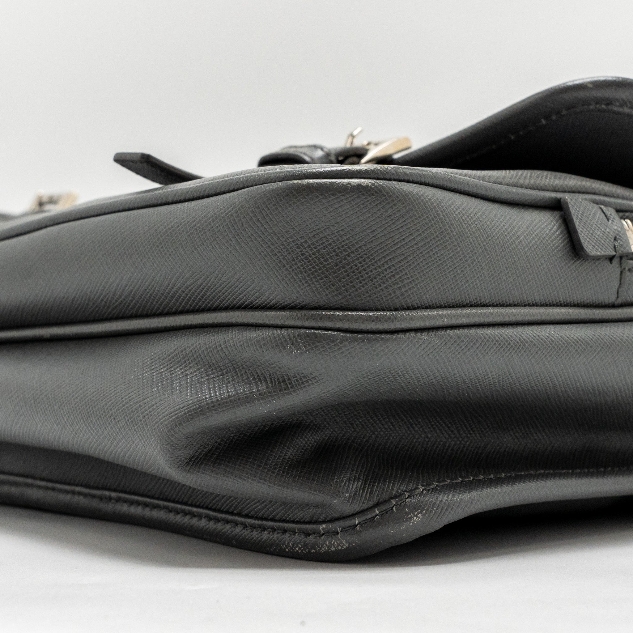 PRADA FLAP MESSANGER BAG CAVIAR GREY SHW