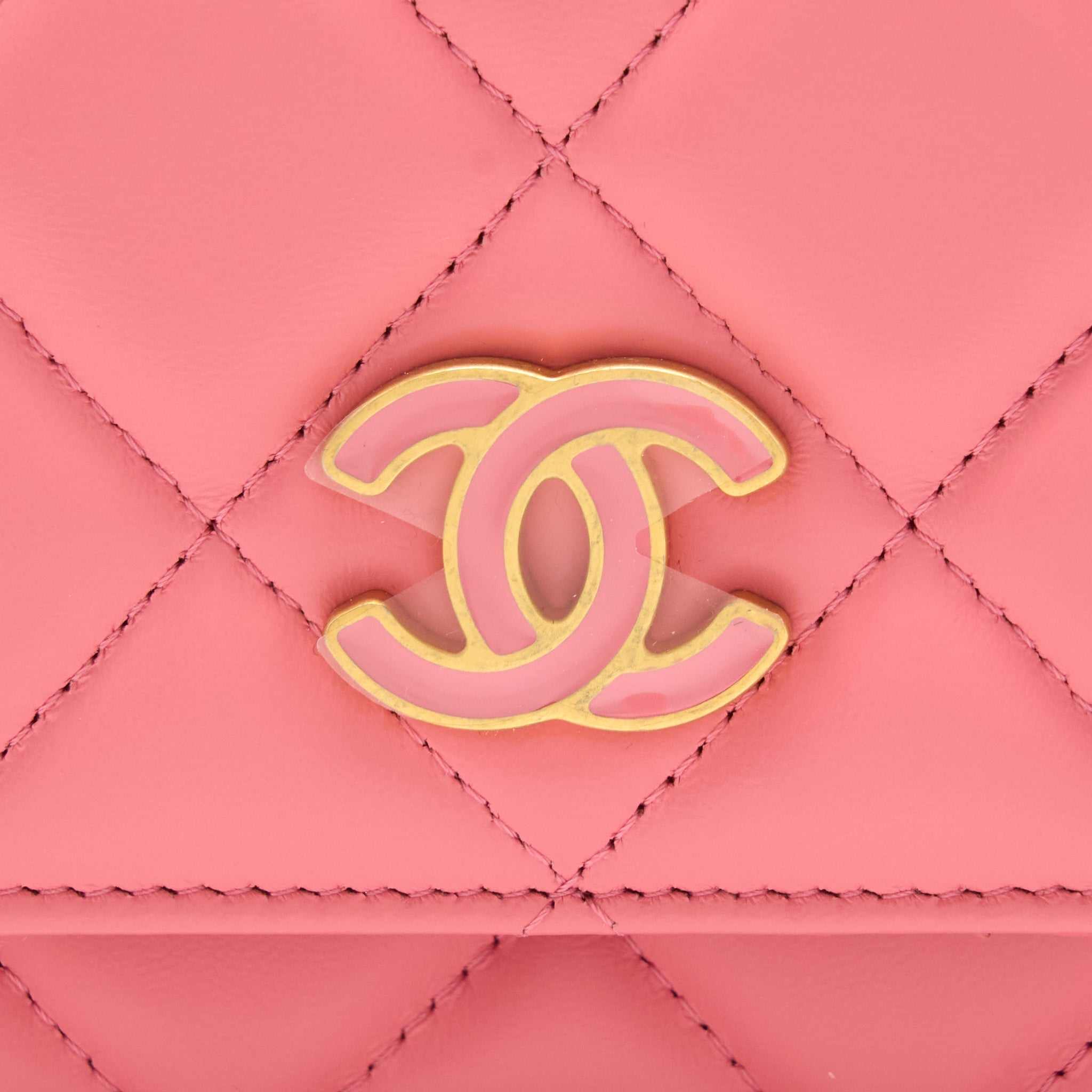 CHANEL 22P SEASONAL MINI SQUARE WALLET ON CHAIN LAMBSKIN PINK GHW