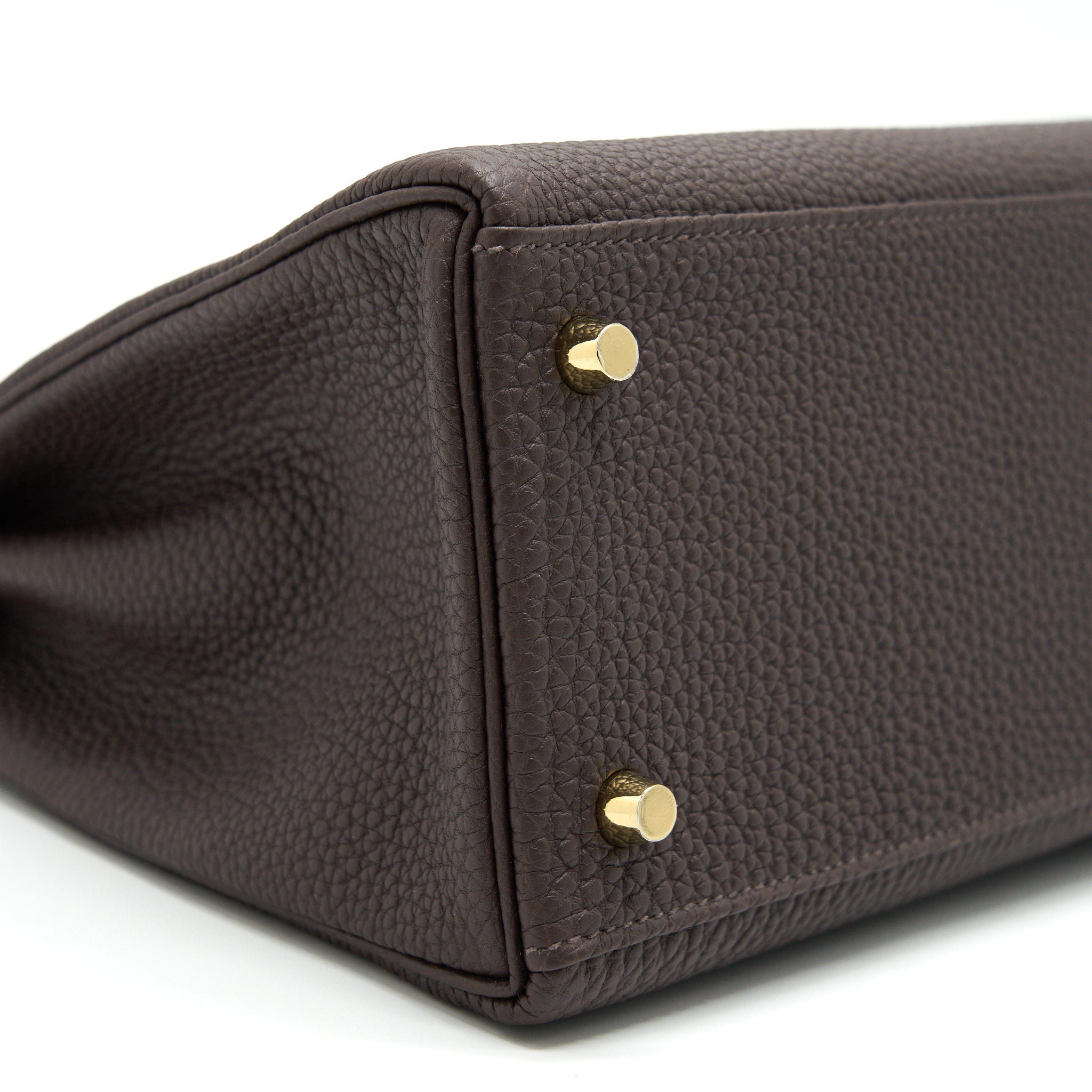 HERMES KELLY 28 CHOCOLATE GHW TOGO LEATHER