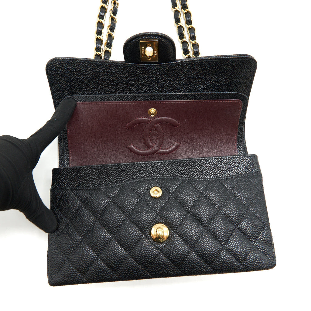 CHANEL SMALL CLASSIC DOUBLE FLAP CAVIAR BLACK GHW