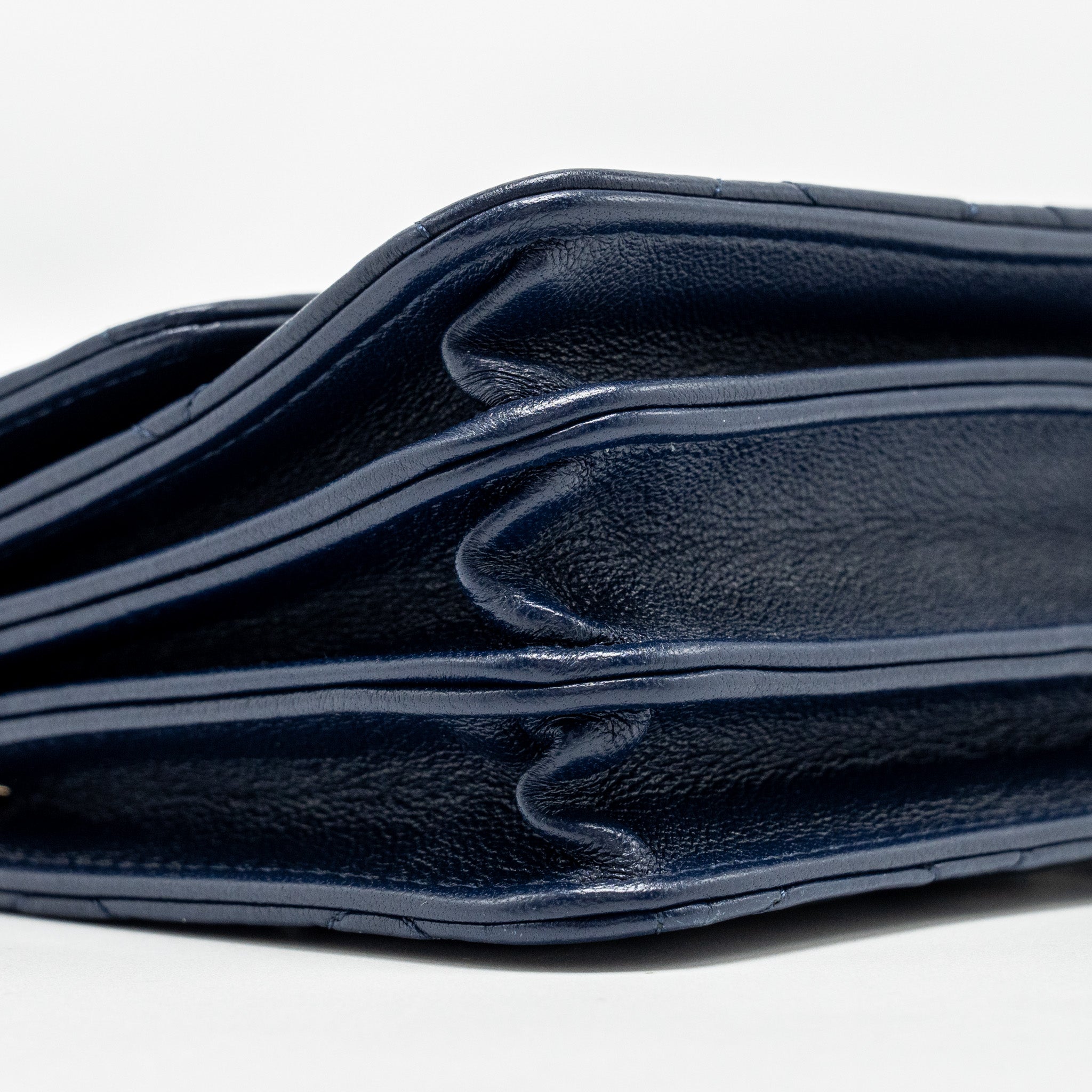 CHANEL TOP HANDLE MINI FLAP CLUTCH LAMBSKIN NAVY LGHW (MICROCHIP)