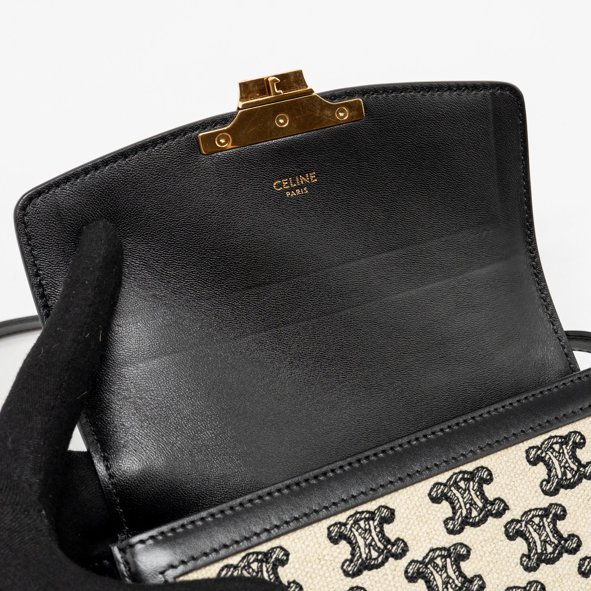 CELINE TEEN TRIOMPHE BAG TRIOMPHE CANVAS/CALFSKIN BLACK/WHITE GHW