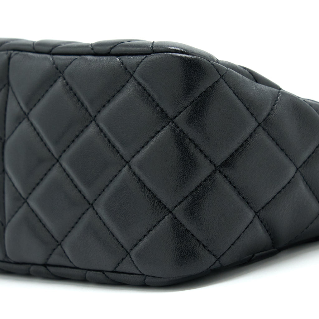 CHANEL 22B PEARL CRUSH HOBO BAG LAMBSKIN BLACK WITH GHW (MICROCHIP)