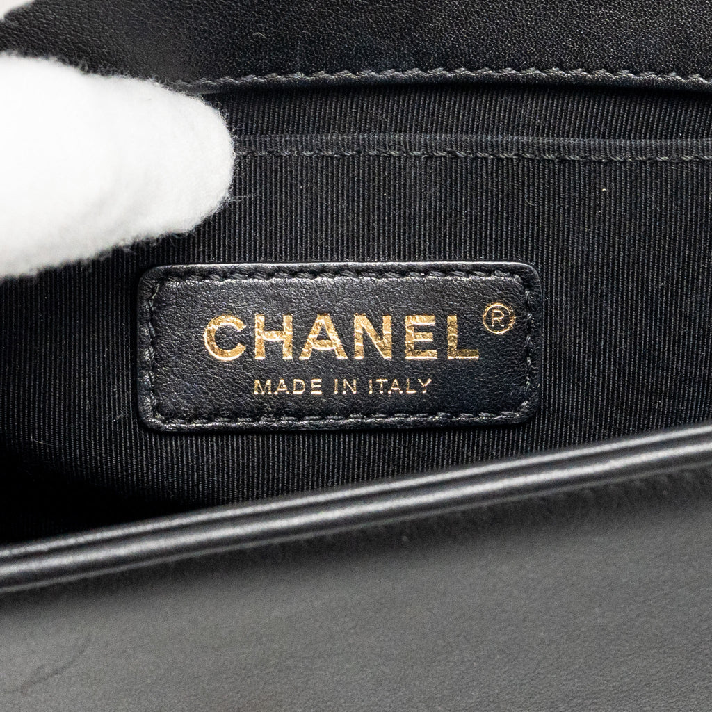 CHANEL SMALL BOY BAG CALFSKIN BLACK GHW