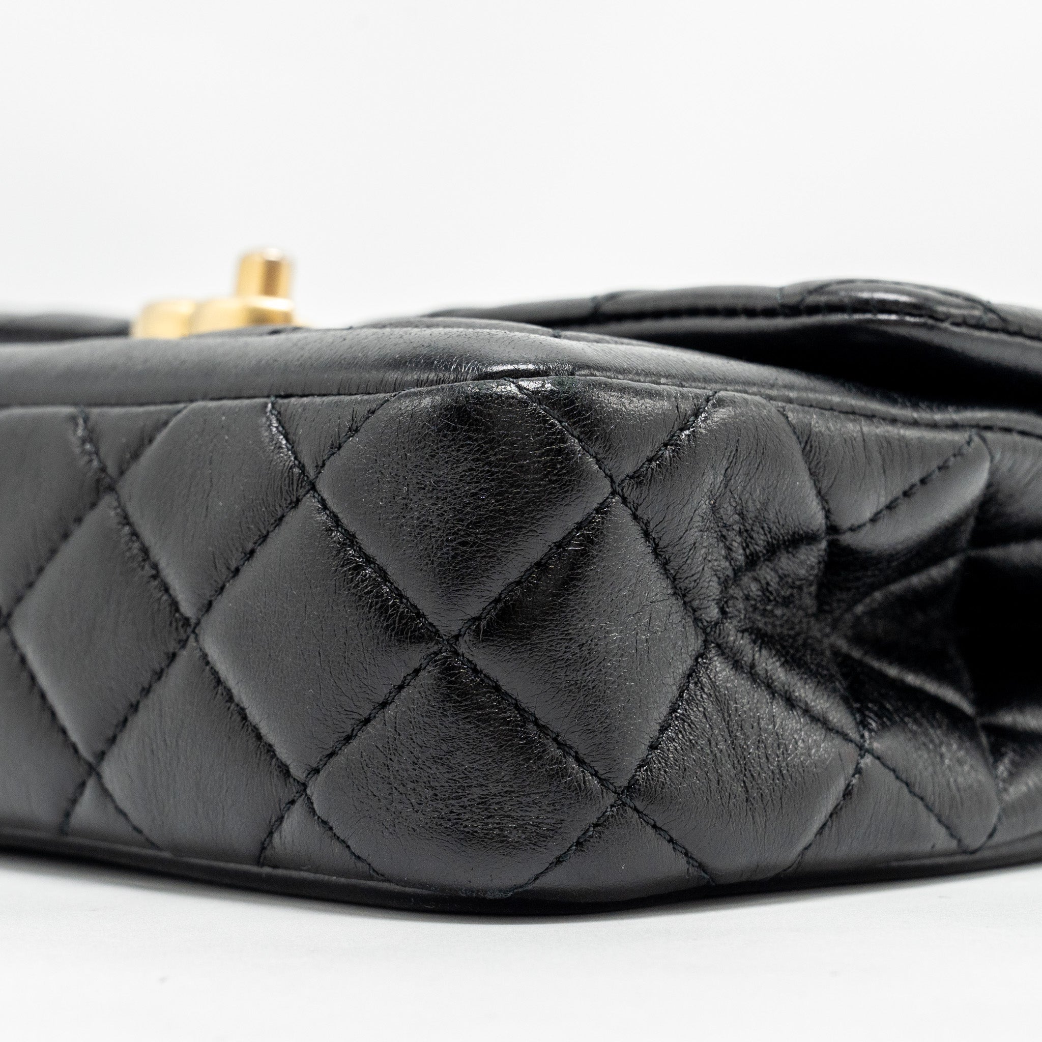 CHANEL QUILTED FLAP BAG LAMBSKIN BLACK GHW (MICROCHIP)