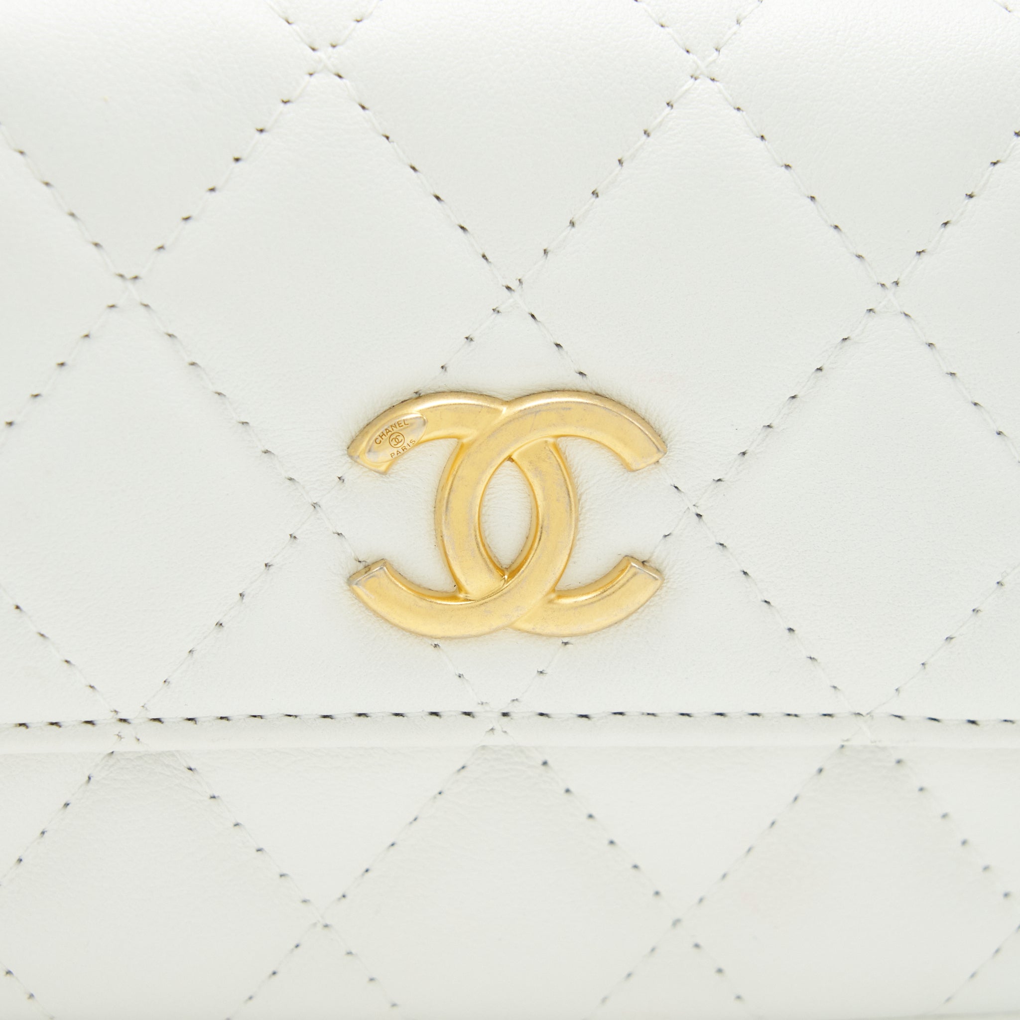 CHANEL PEARL CRUSH MINI CROSSBODY BAG LAMBSKIN WHITE GHW