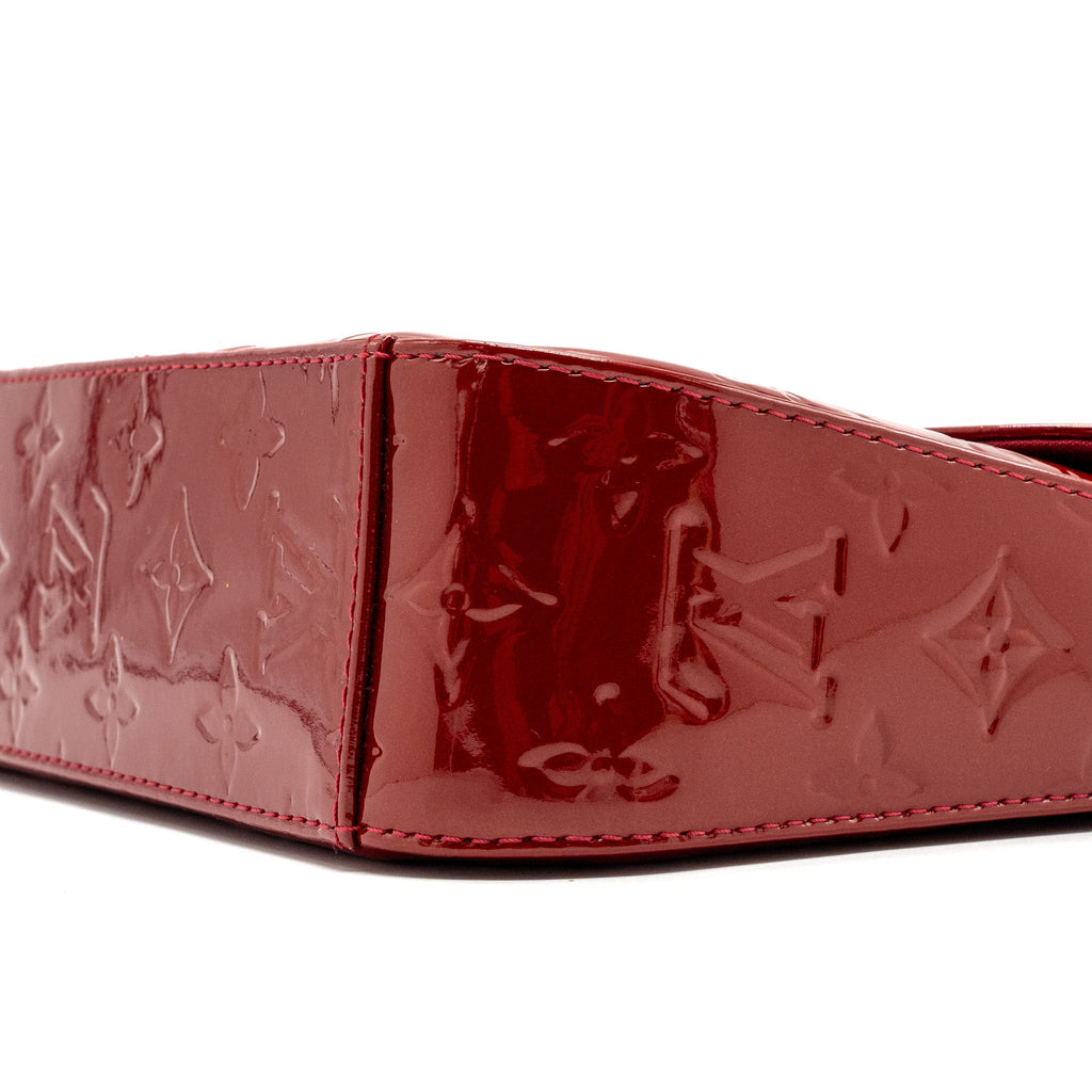 LOUIS VUITTON FLAP SHOULDER EVENING BAG PATENT LEATHER RED GHW