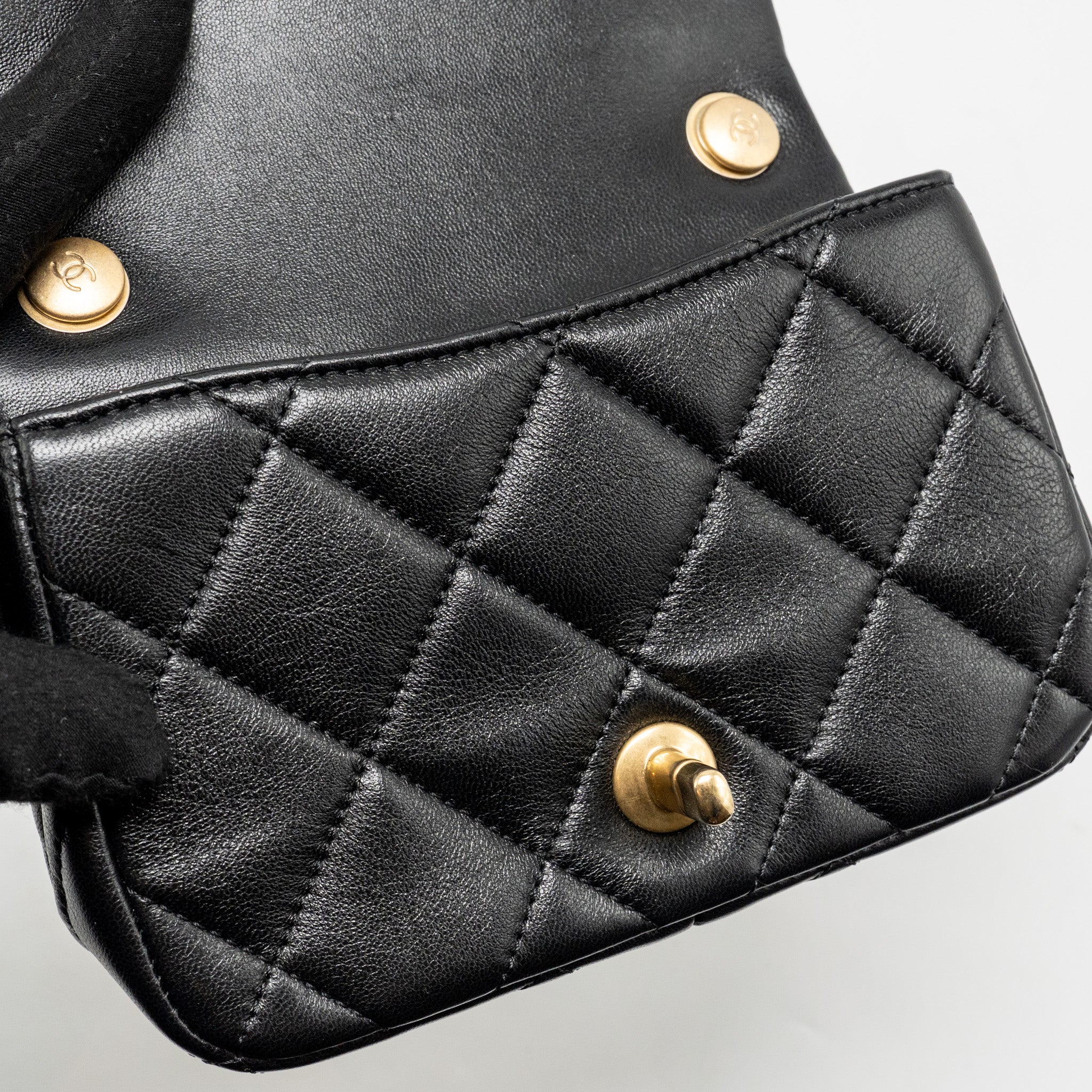 CHANEL 24S PEARL ADJUSTABLE CHAIN MINI FLAP BAG LAMBSKIN BLACK GHW (MICROCHIP)