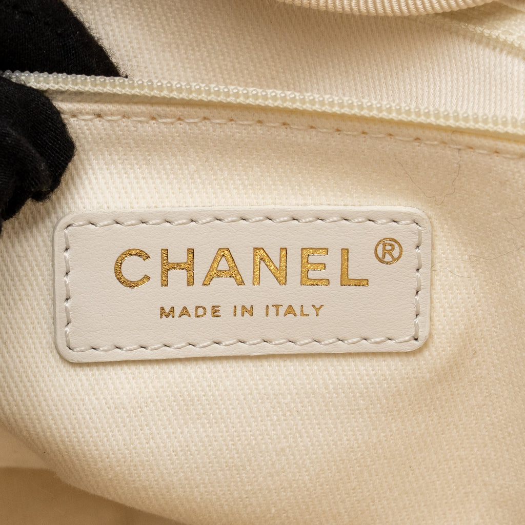 CHANEL DEAUVILLE TOTE BAG WITH PEARL LOGO FABRIC/LEATHER CREAMY WHITE/BEIGE LGHW
