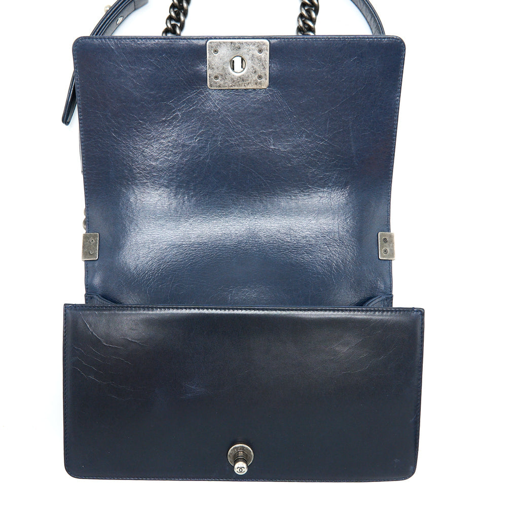 CHANEL MEDIUM BOY BAG LIMITED EDITION WITH CHAIN EDGE AGED CALFSKIN NAVY RUTHENIUM HARDWARE