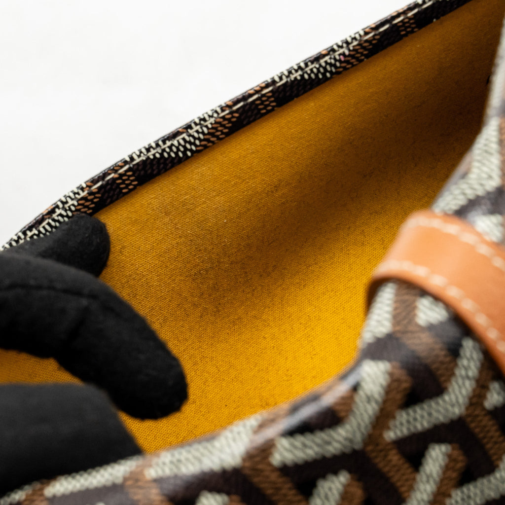 GOYARD BELVEDERE PM MESSENGER BAG GOYARDINE CANVAS/CALFSKIN TAN SHW