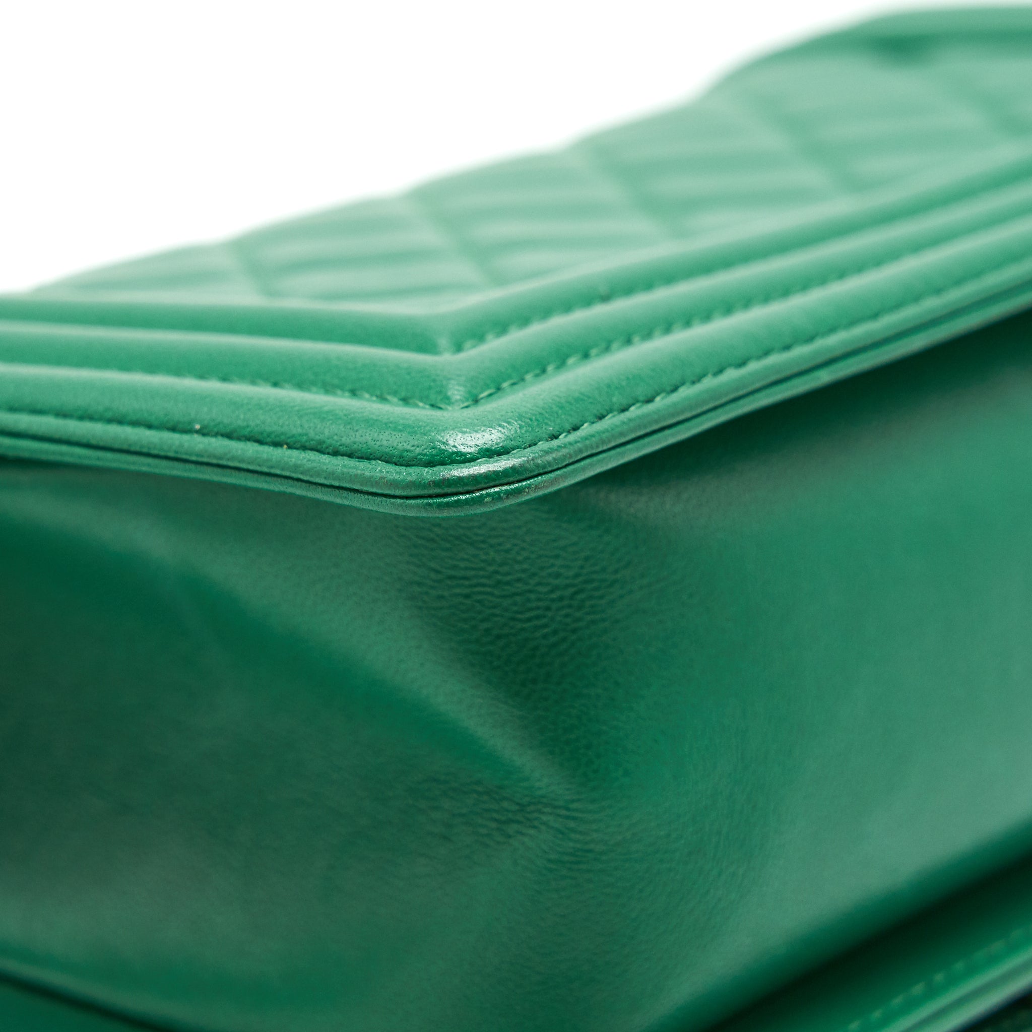 CHANEL SMALL BOY BAG LAMBSKIN GREEN LGHW