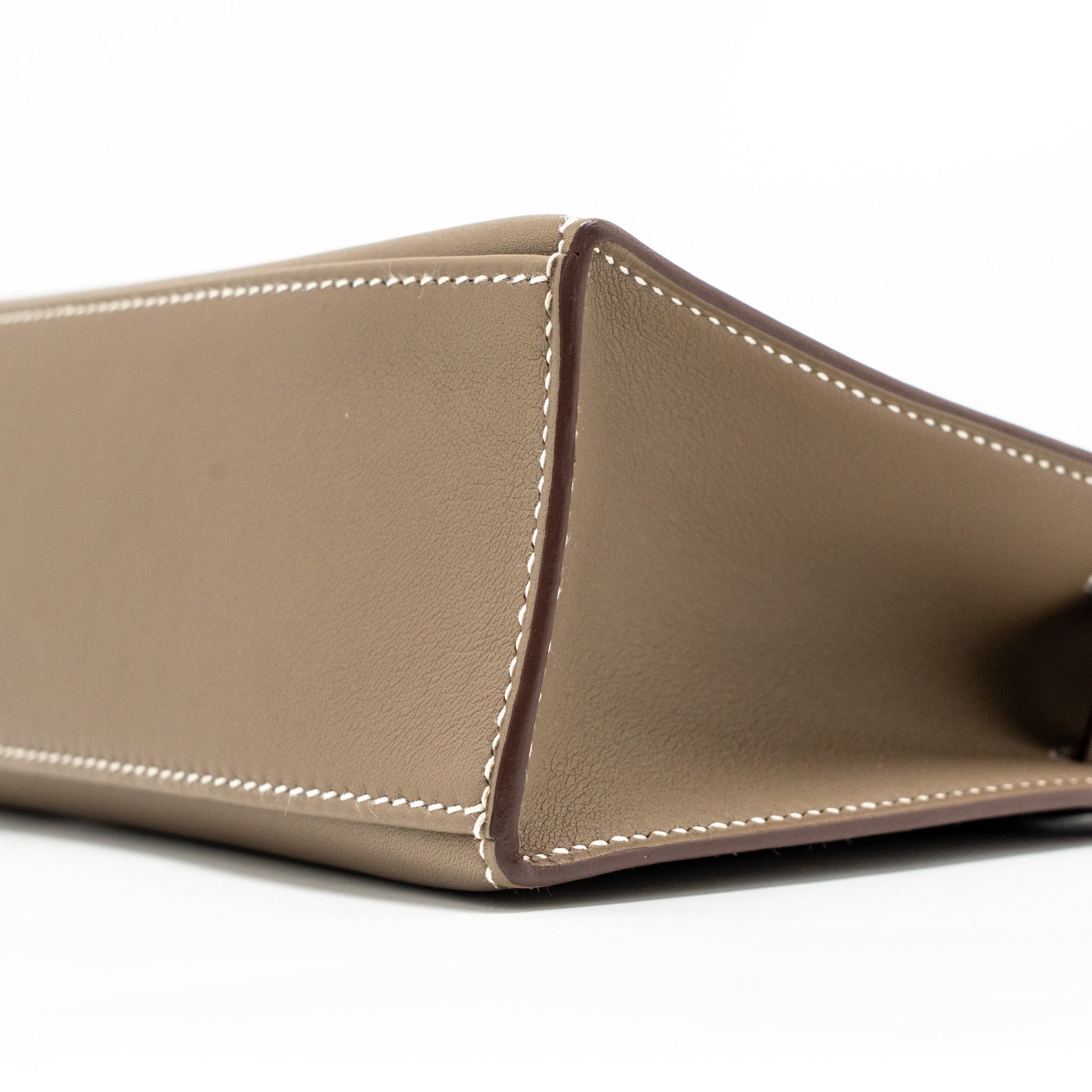 HERMES KELLY POCHETTE SWIFT ETOUPE GHW