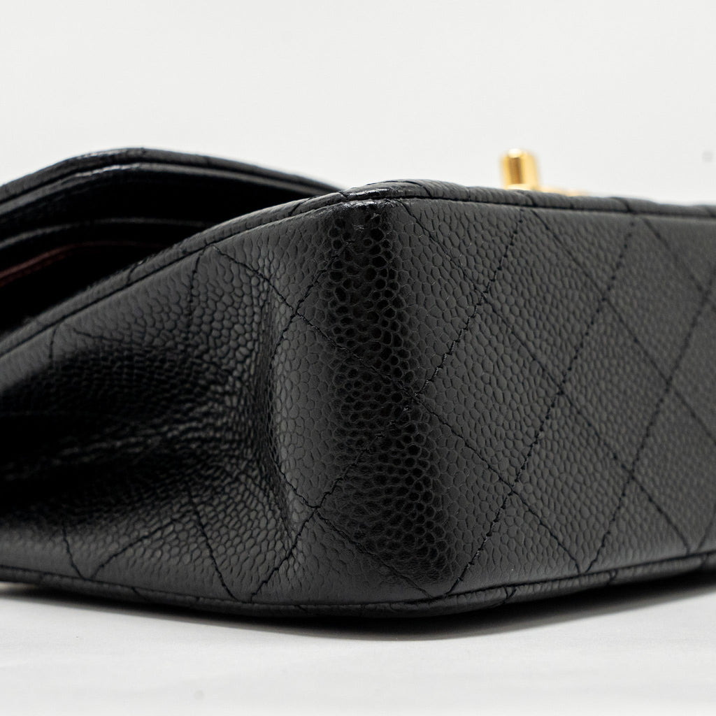 CHANEL SMALL CLASSIC DOUBLE FLAP BAG CAVIAR BLACK GHW (MICROCHIP)