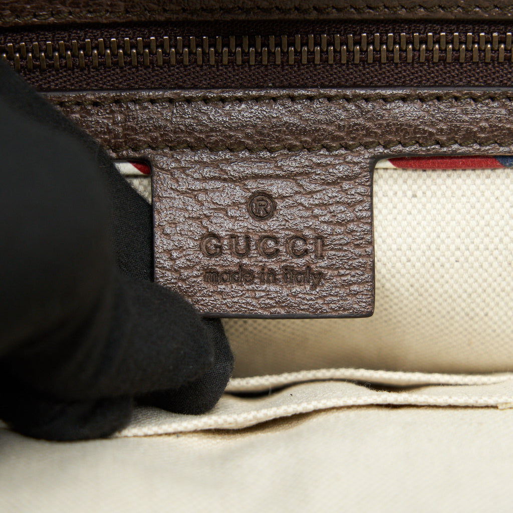 GUCCI SUPREME CANVAS TOTE BAG WITH STICKER