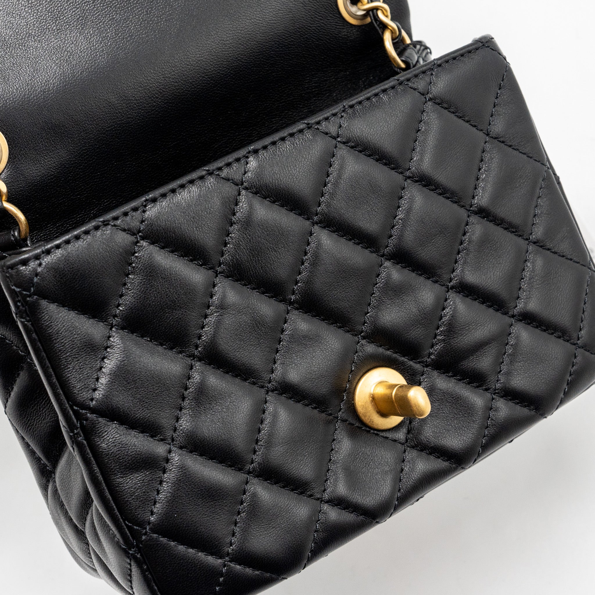 CHANEL PEARL CRUSH MINI SQUARE FLAP BAG LAMBSKIN BLACK GHW (MICROCHIP)