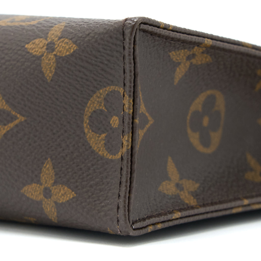 LOUIS VUITTON TOILETRY POCHETTE 26 MONOGRAM CANVAS GHW