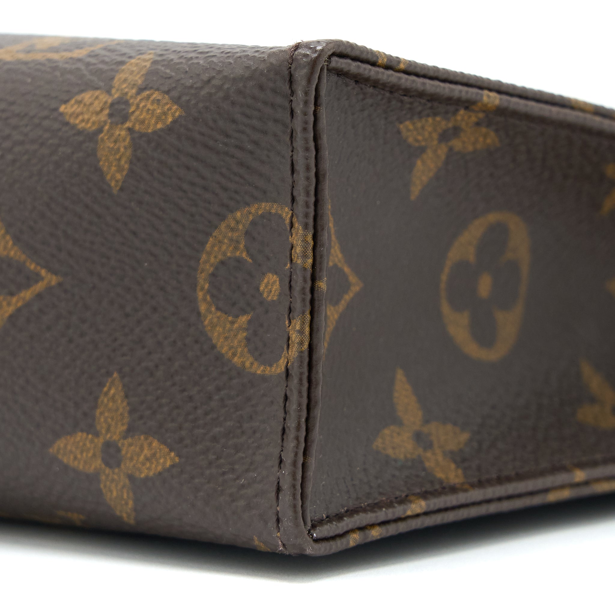LOUIS VUITTON TOILETRY POCHETTE 26 MONOGRAM CANVAS GHW