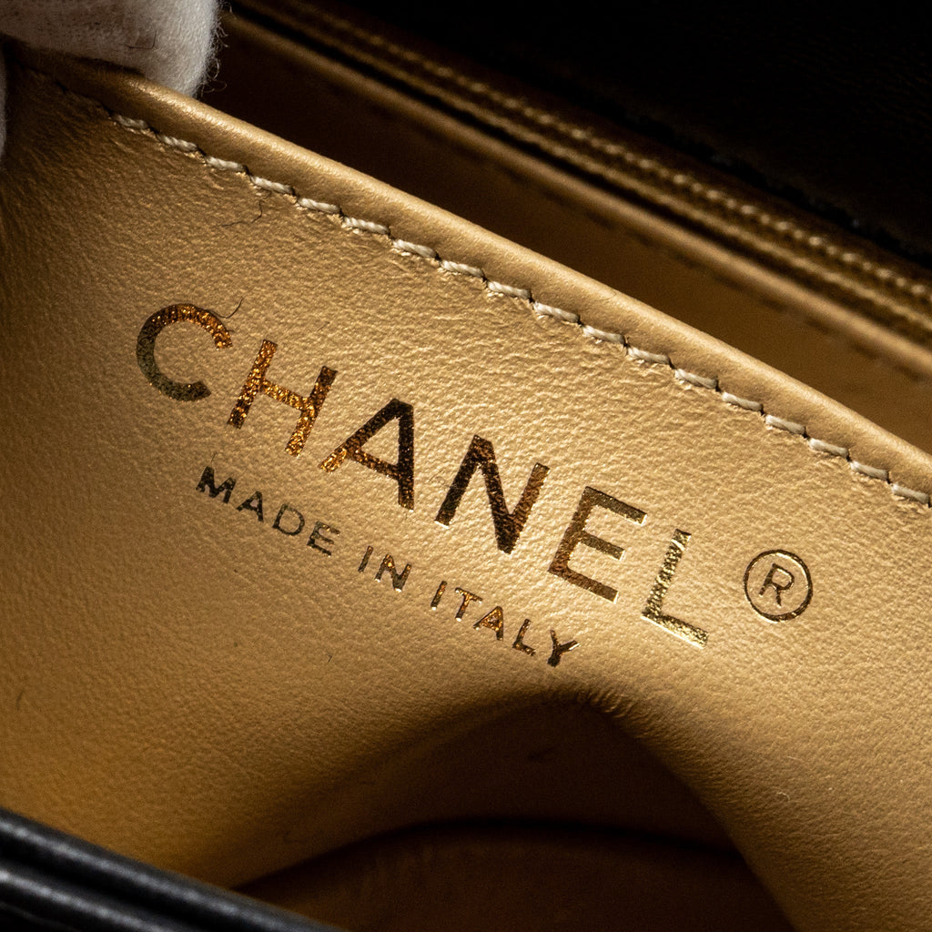 CHANEL PEARL CRUSH MINI SQUARE FLAP BAG LAMBSKIN BLACK GHW (MICROCHIP)