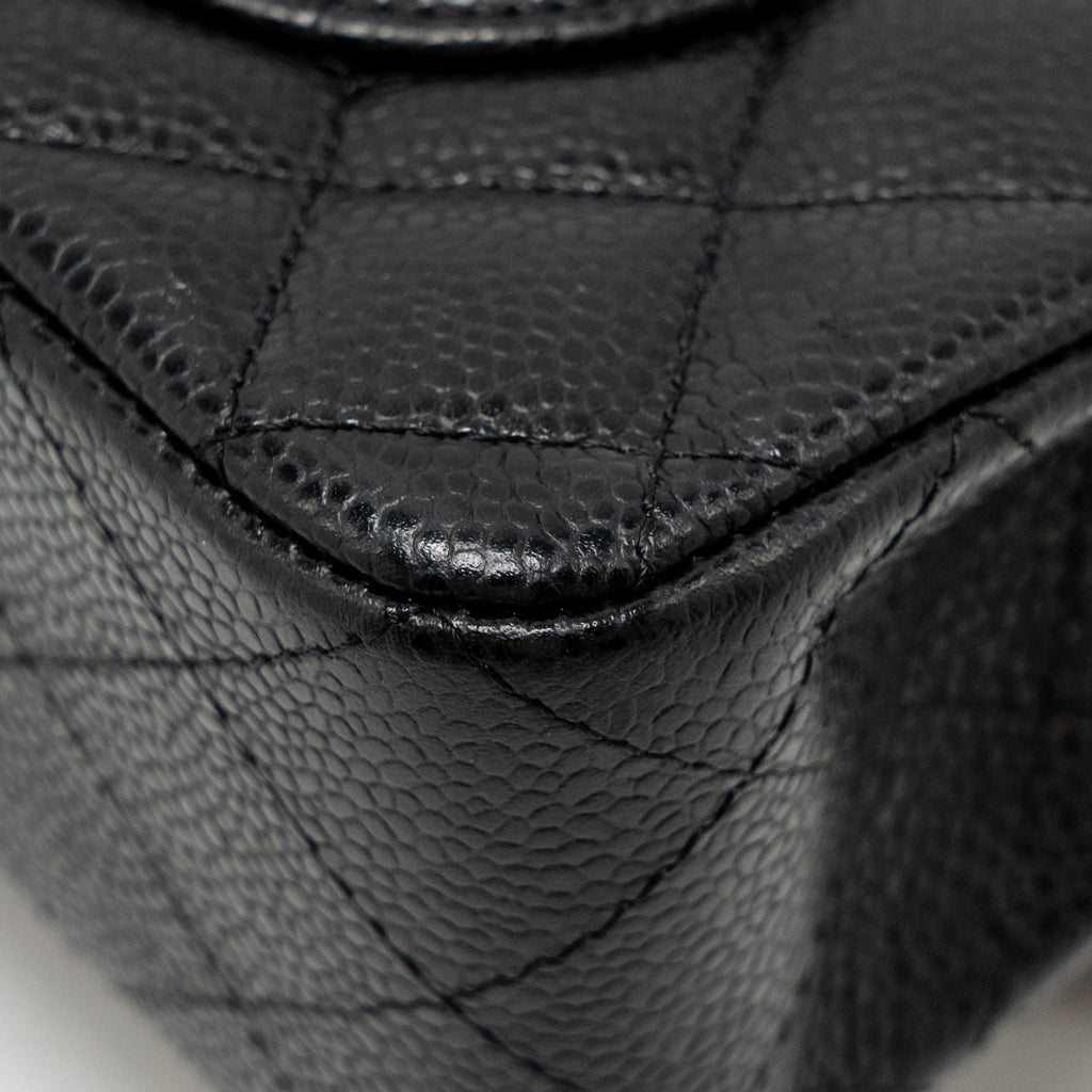 CHANEL SMALL CLASSIC DOUBLE FLAP BAG CAVIAR BLACK GHW (MICROCHIP)