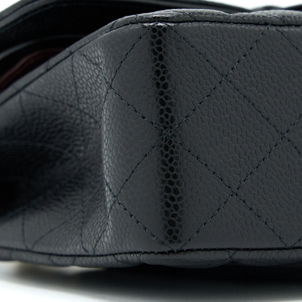 CHANEL SMALL CLASSIC FLAP BAG CAVIAR BLACK GHW (MICROCHIP)