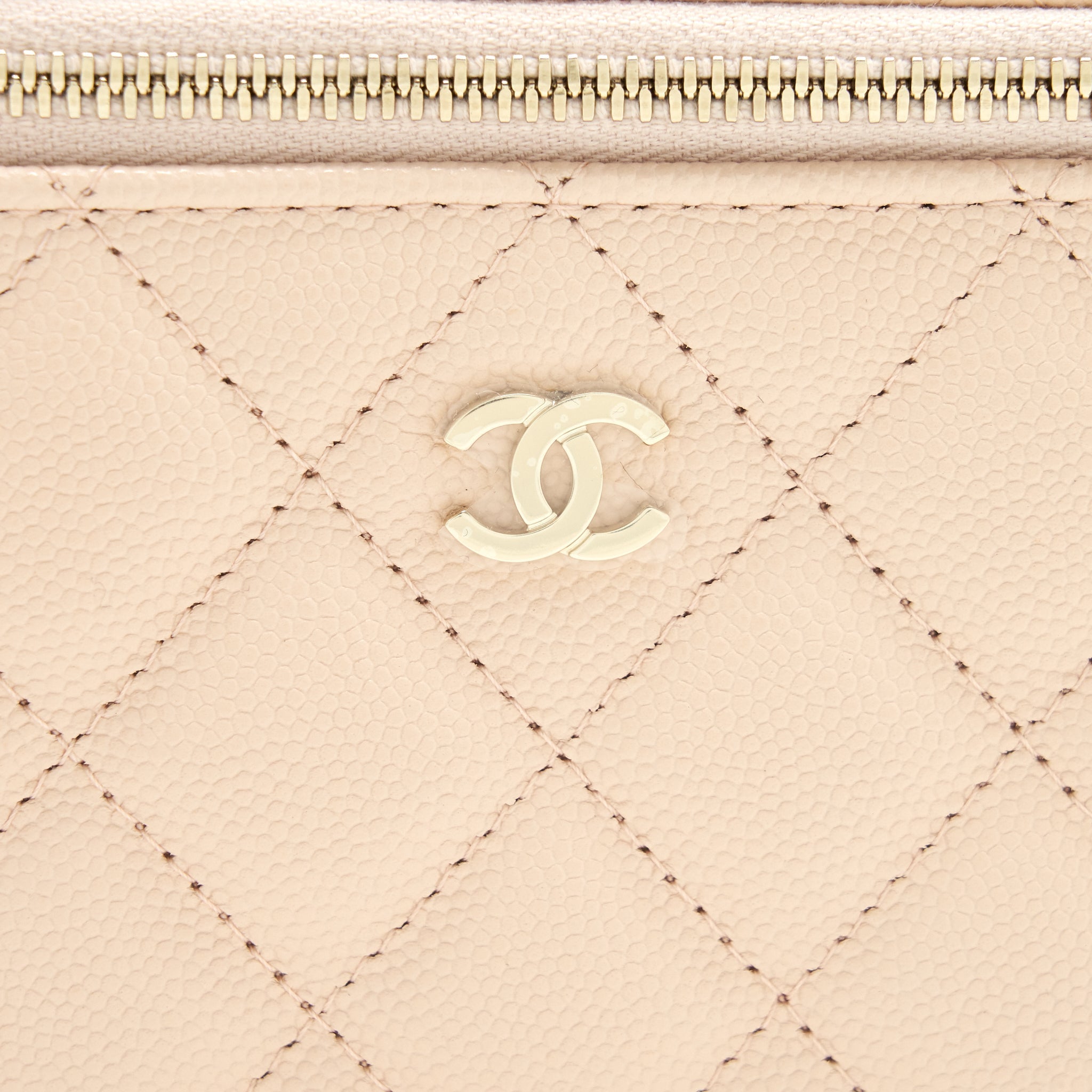 CHANEL 22C LONG VANITY WITH CHAIN CAVIAR BEIGE LGHW