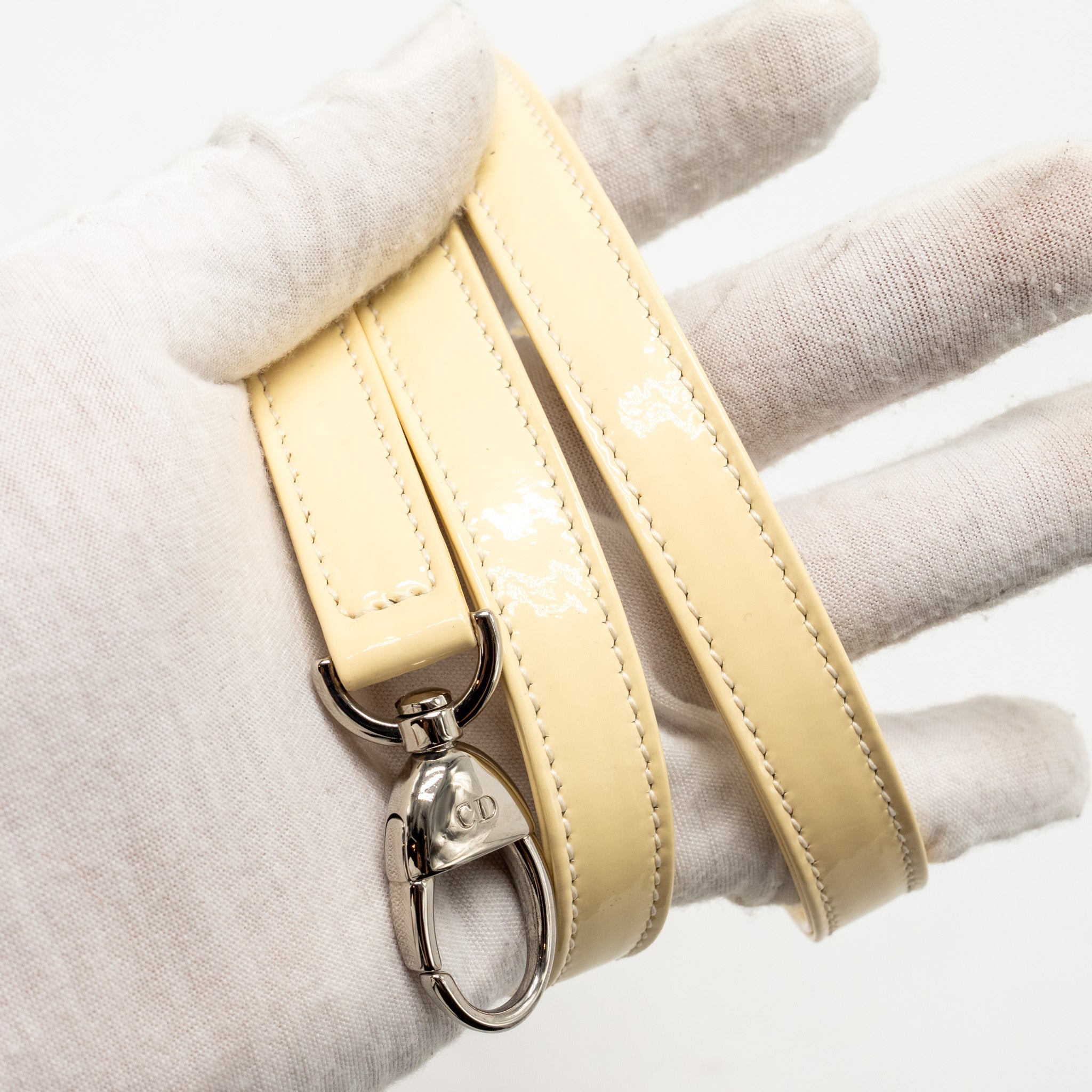 DIOR MEDIUM LADY DIOR PATENT LIGHT YELLOW SHW