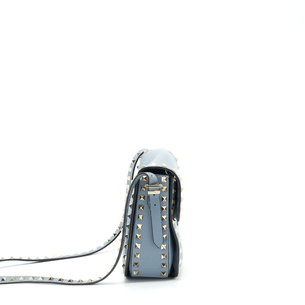 VALENTINO ROCKSTUD FLAP CROSSBODY BAG LIGHT BLUE LGHW