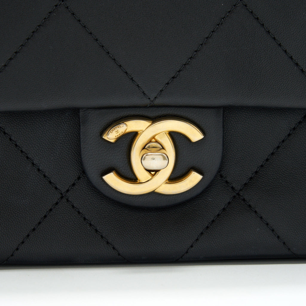 CHANEL 20P A REAL CLUTCH FLAP BAG BLACK