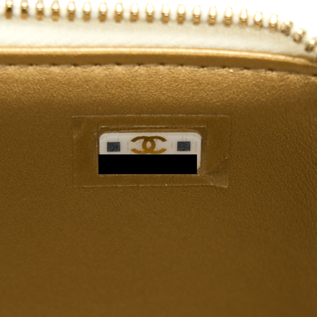 CHANEL PEARL CRUSH LONG VANITY CASE LAMBSKIN WHITE BRUSHED GHW