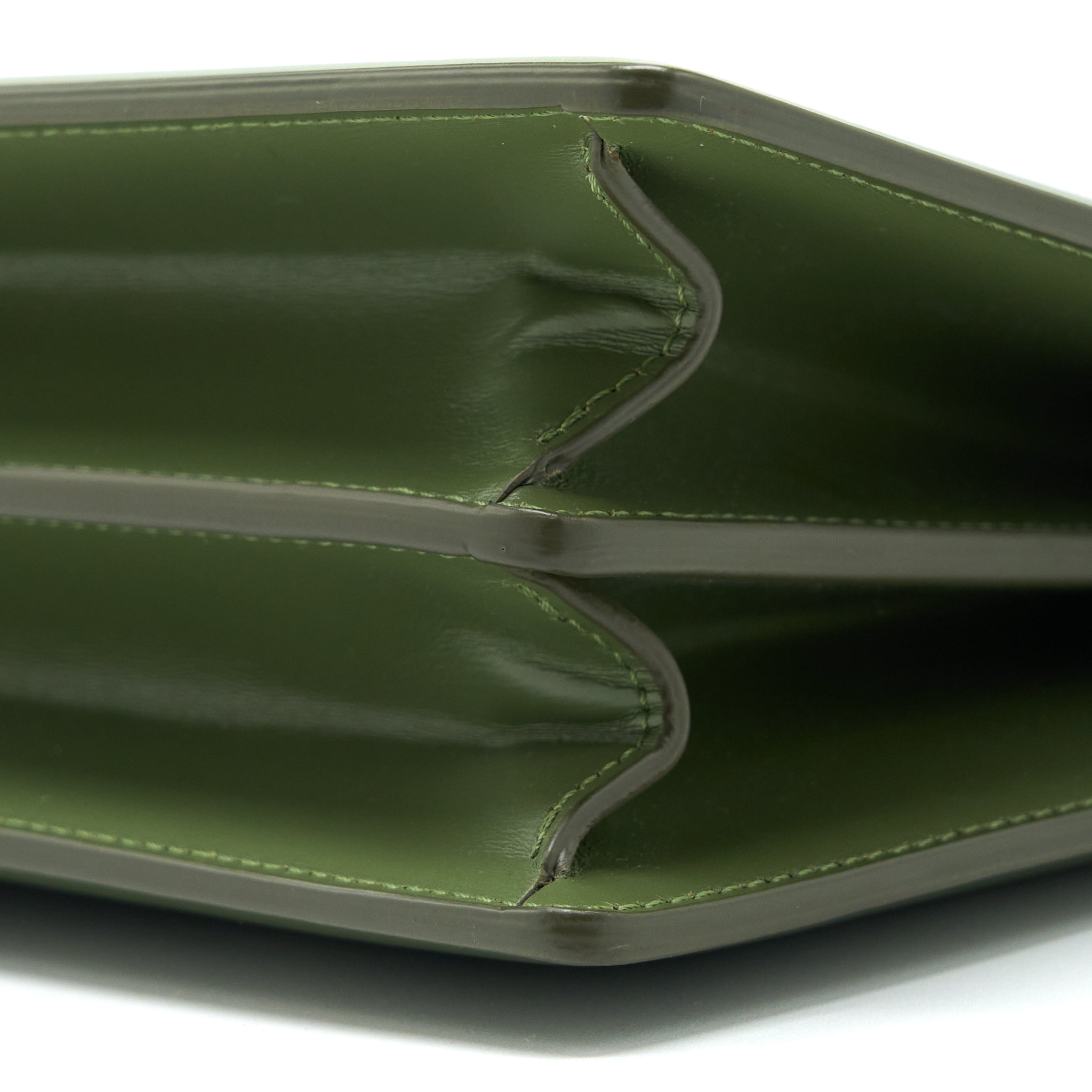 CELINE MEDIUM CLASP BAG CALFSKIN GREEN GHW