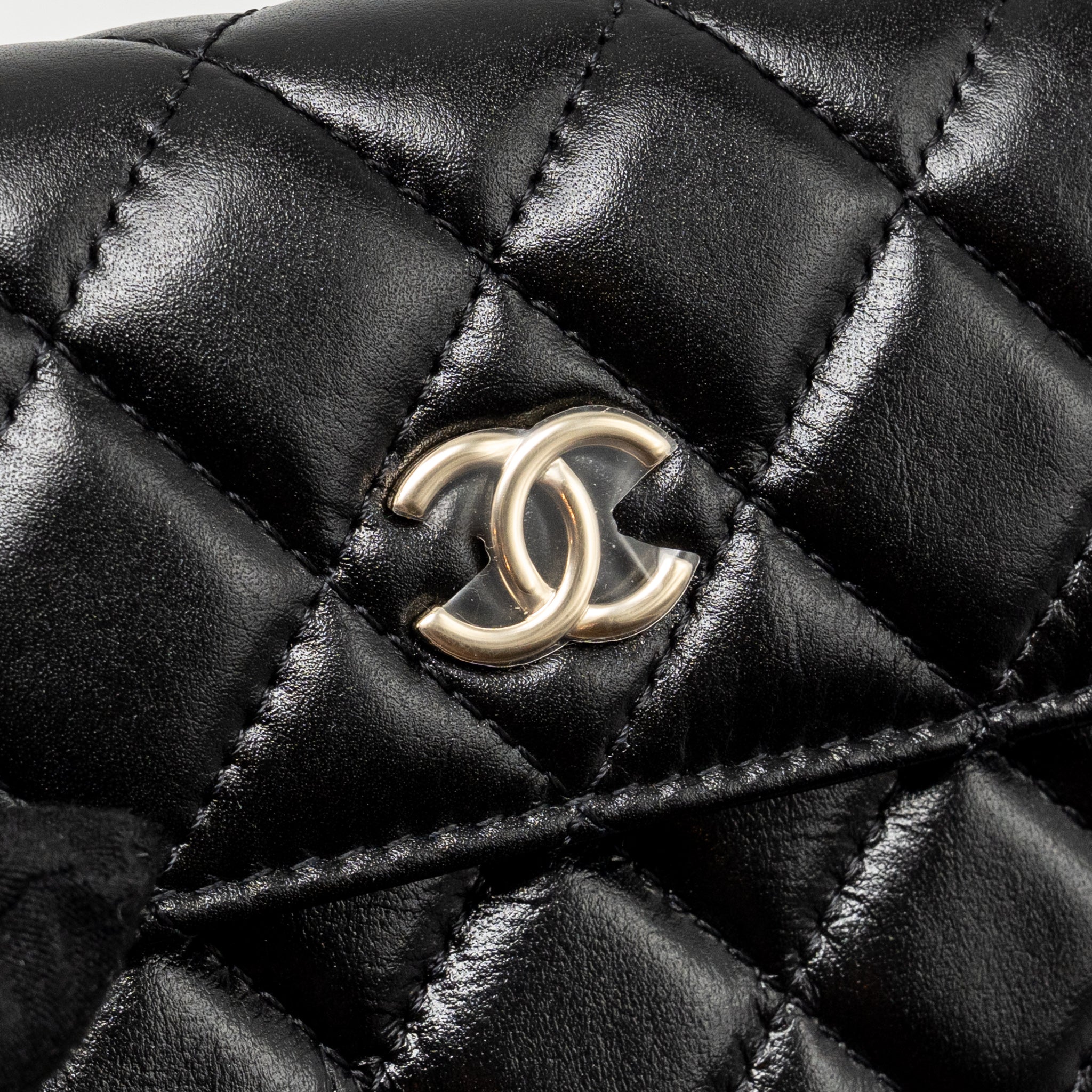 CHANEL CARD HOLDER WITH MAXI PEARLS CHAIN LAMBSKIN BLACK LGHW