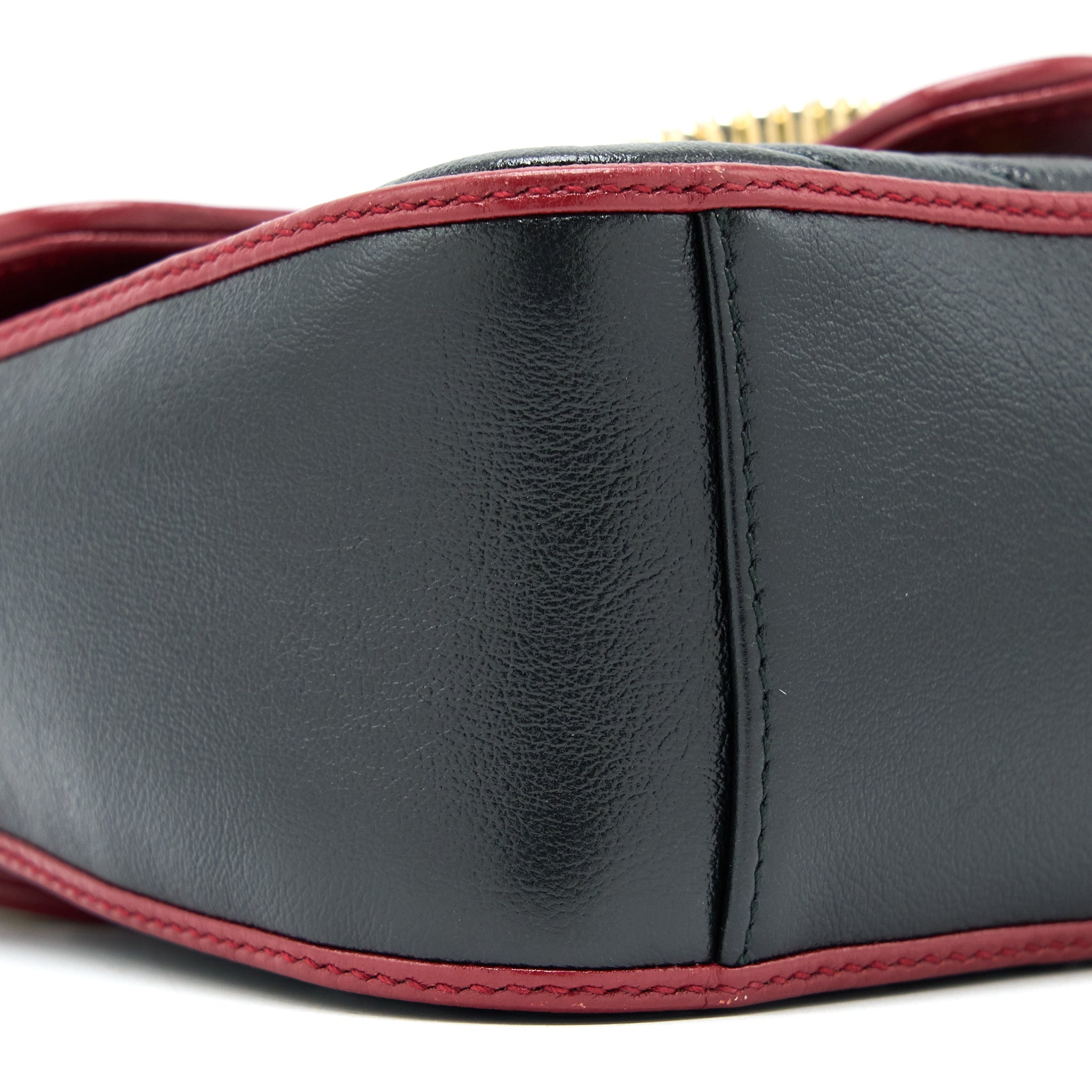 GUCCI GG MARMONT MINI TOP HANDLE BAG CALFSKIN BLACK/RED GHW