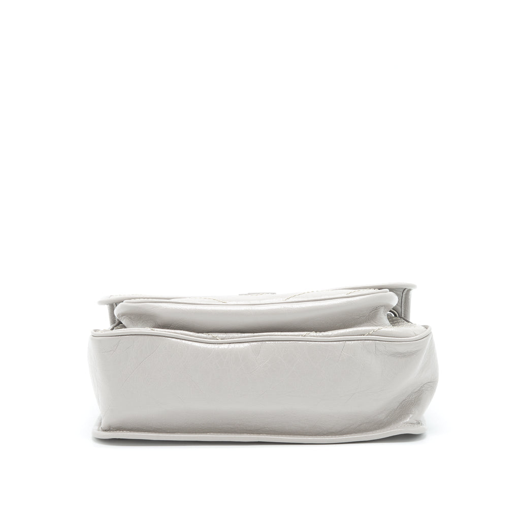 SAINT LAURENT MEDIUM NIKI BAG CALFSKIN LIGHT GREY WITH RUTHENIUM HARDWARE