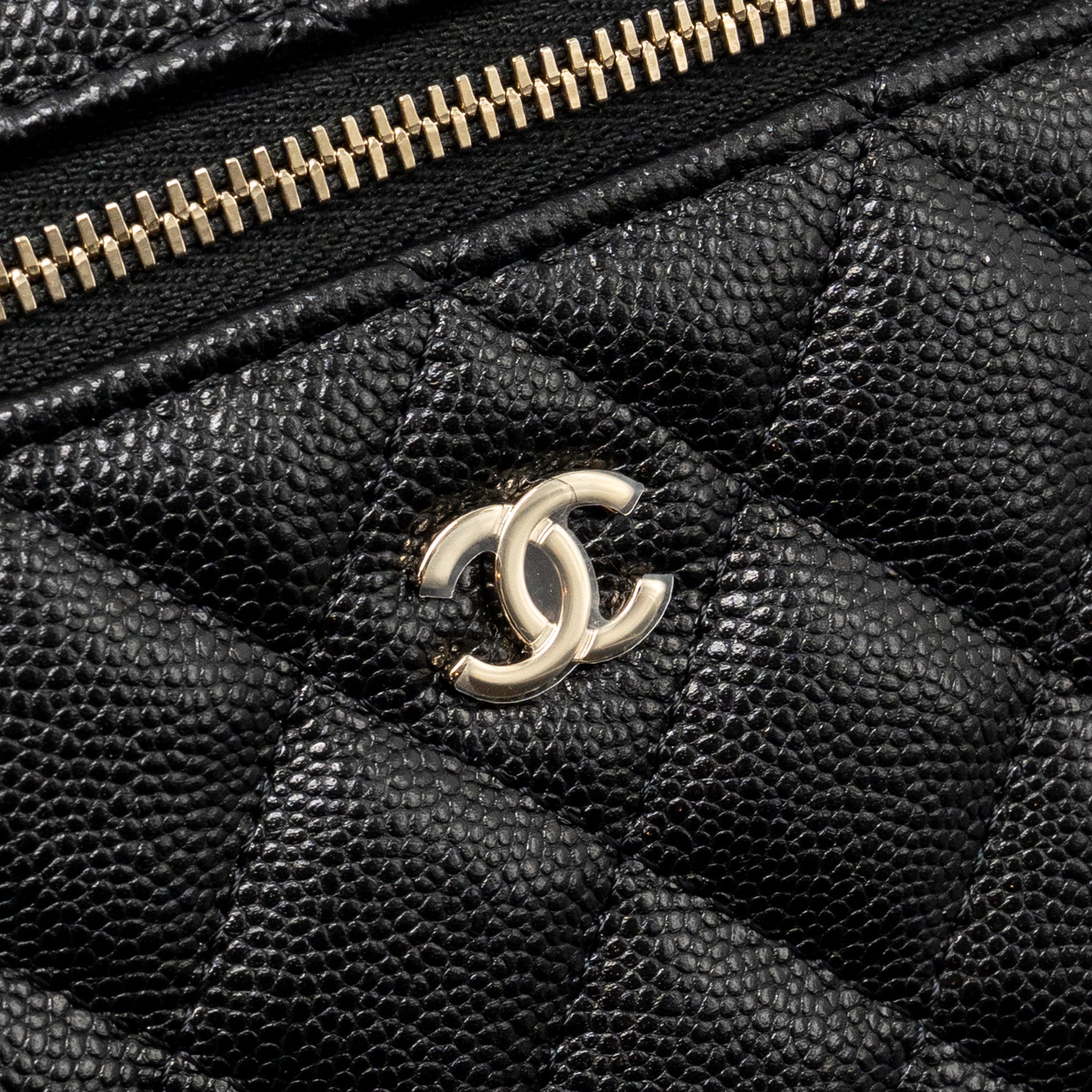 CHANEL TOP HANDLE VANITY WITH CHAIN CAVIAR BLACK LGHW (MICROCHIP)
