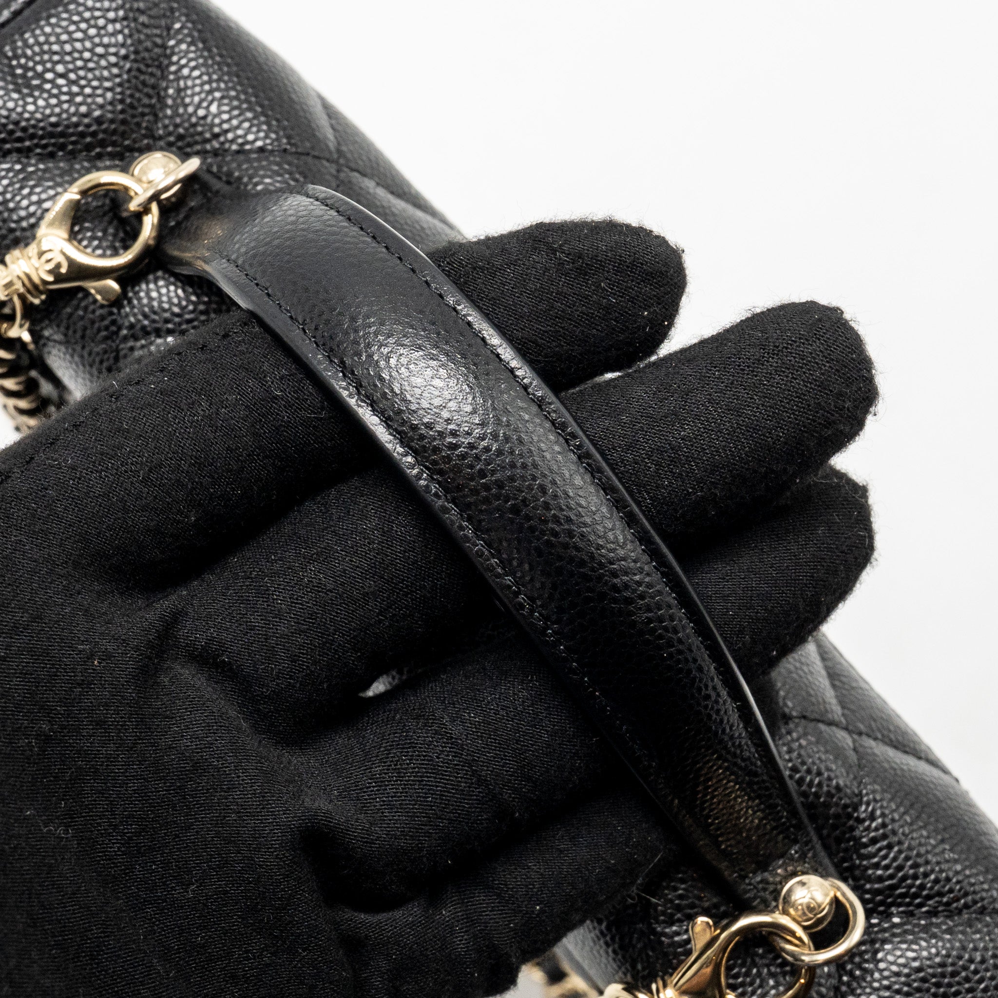 CHANEL TOP HANDLE VANITY WITH CHAIN CAVIAR BLACK LGHW (MICROCHIP)