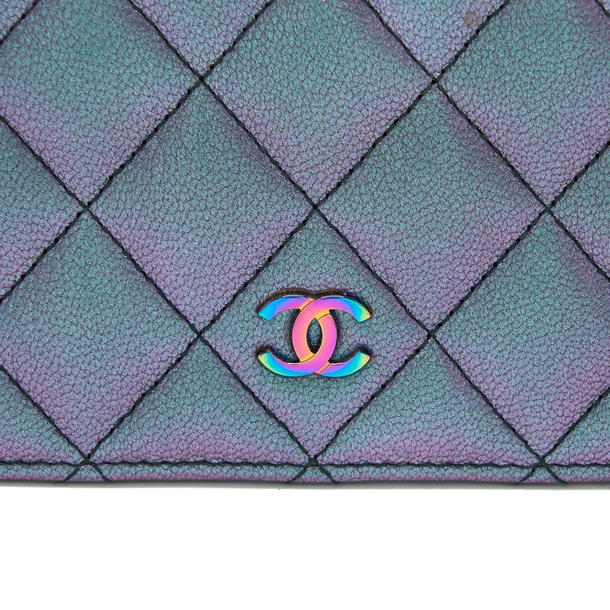 CHANEL COMPACT LONG WALLET GRAINED CALFSKIN IRIDESCENT PURPLE MULTICOLOUR HARDWARE