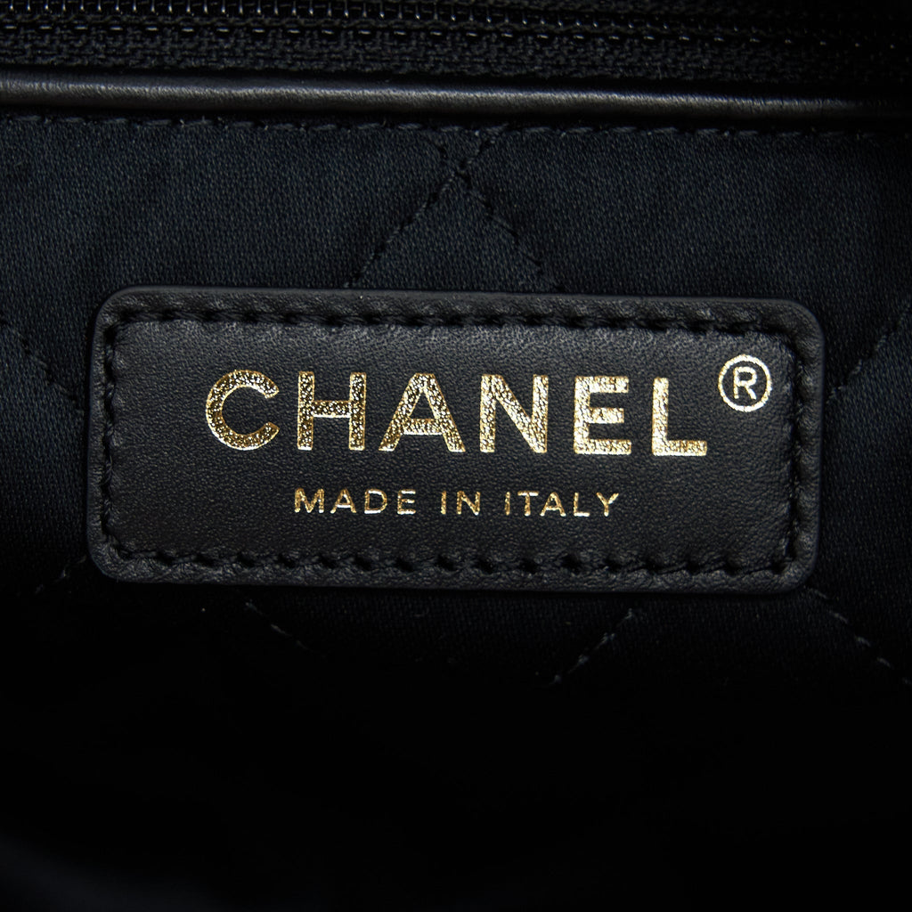 CHANEL MEDIUM 22 BAG TWEED MULTICOLOUR GHW(MICROCHIP)