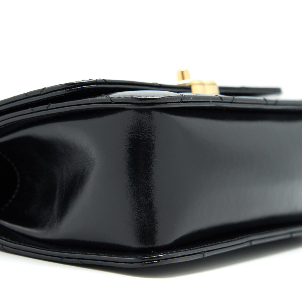 CHANEL 21A GOLD CRUSH FLAP BAG CALFSKIN BLACK GHW