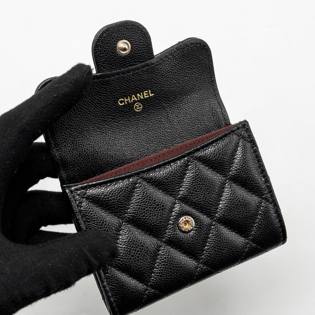 CHANEL CLASSIC FLAP CARD HOLDER CAVIAR BLACK LGHW (MICROCHIP)