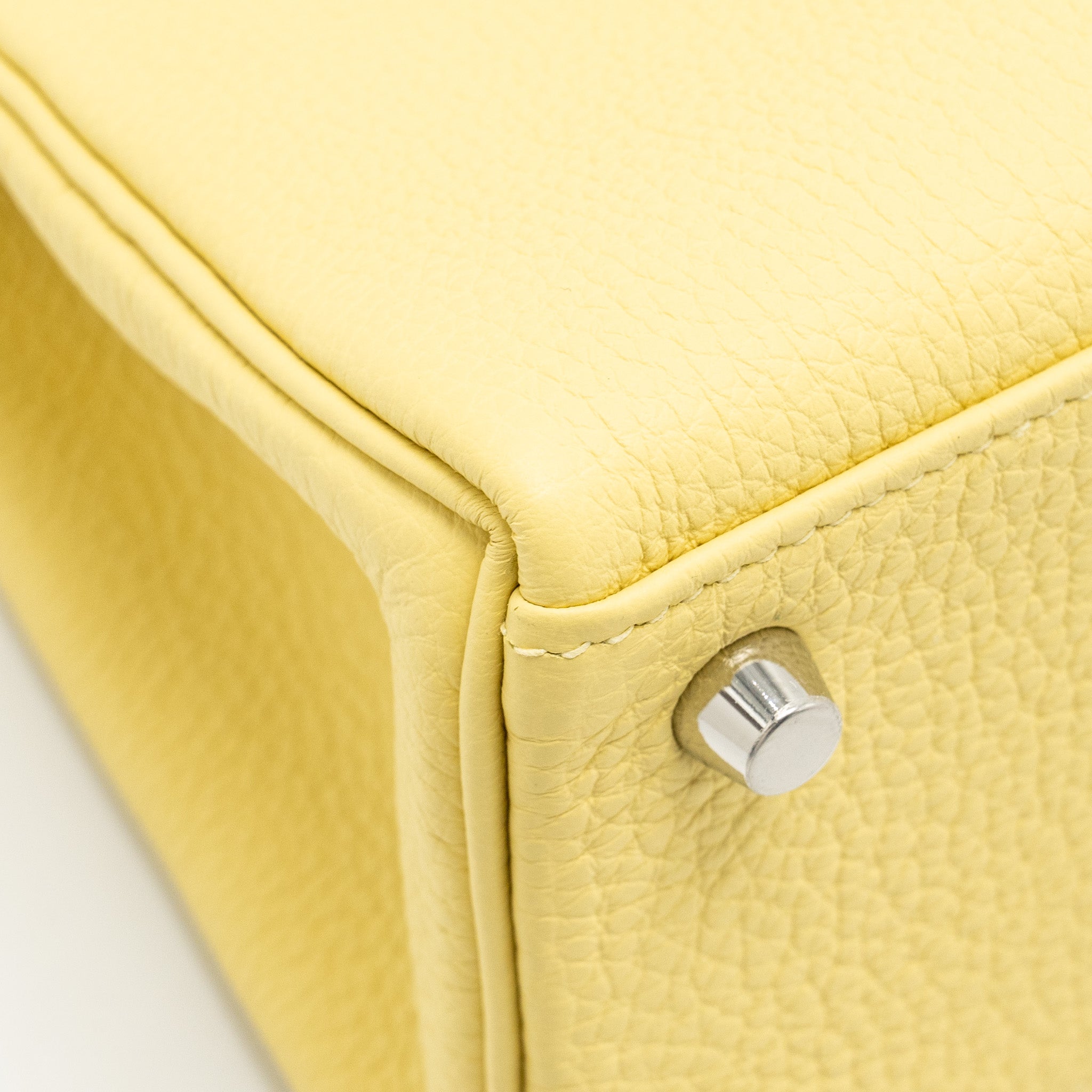 HERMES KELLY 25 TOGO 1Z JAUNE POUSSIN SHW