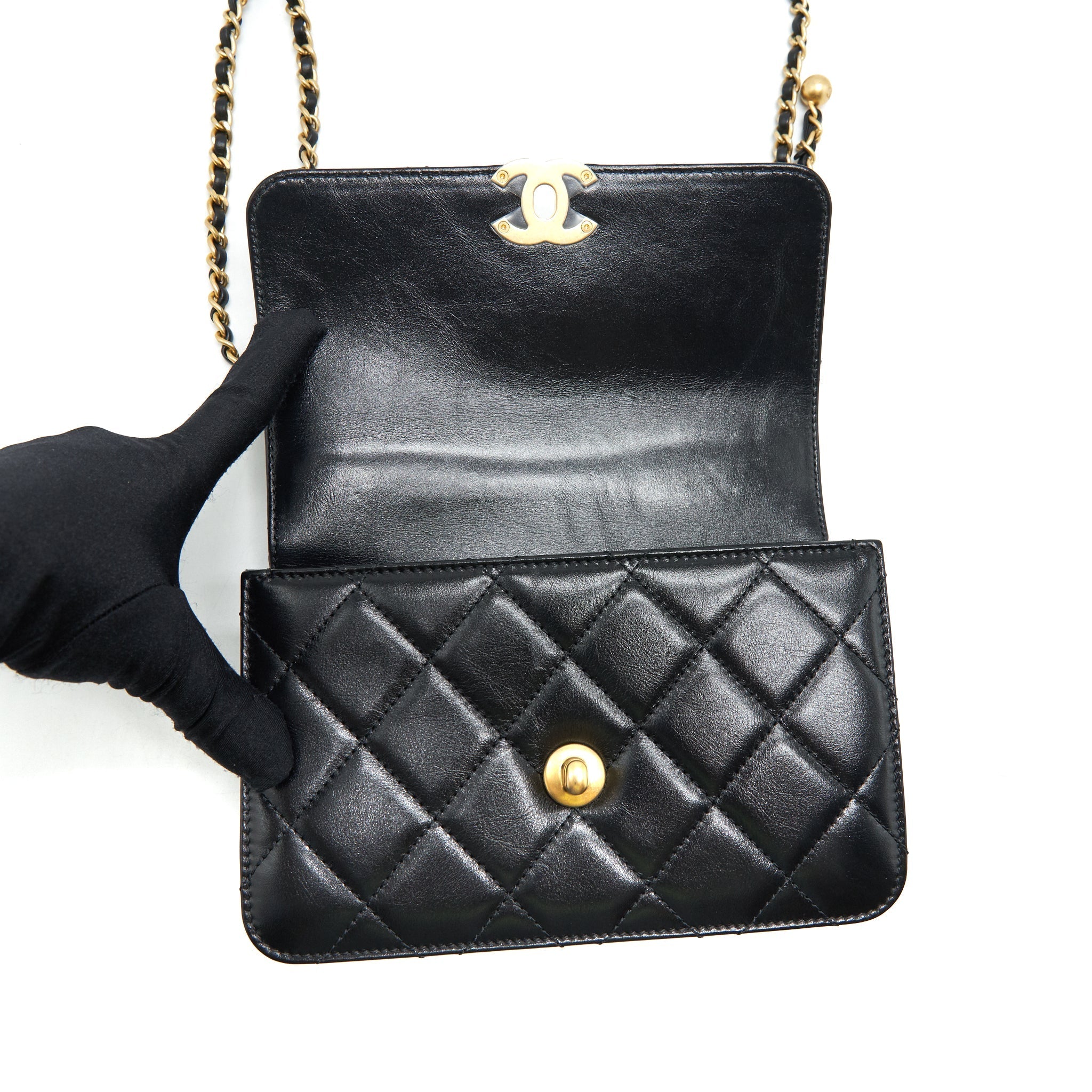 CHANEL 21A GOLD CRUSH FLAP BAG CALFSKIN BLACK GHW