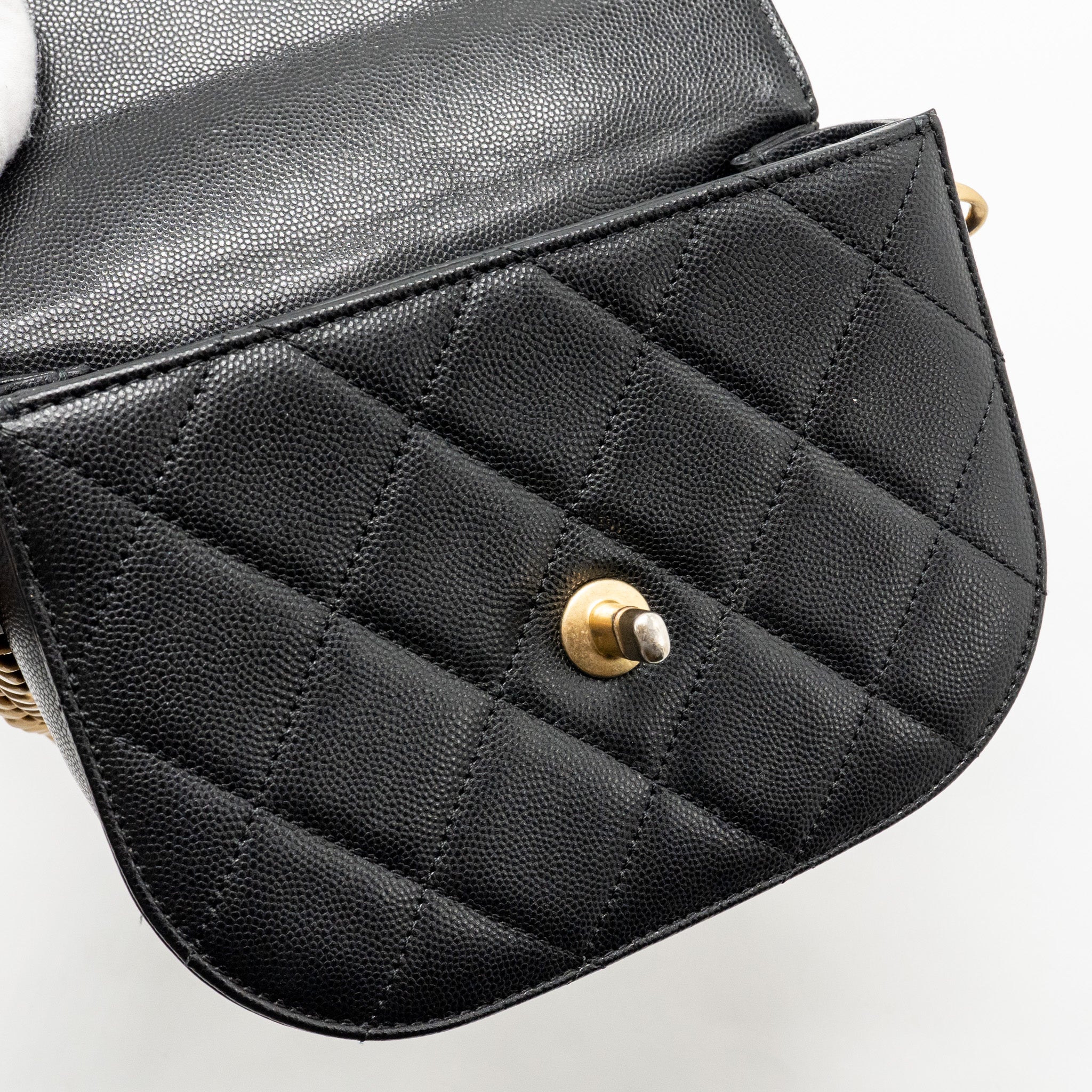 CHANEL 22B ROUND MESSENGER BAG CAVIAR BLACK GHW (MICROCHIP)