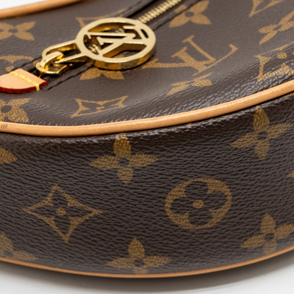 LOUIS VUITTON LOOP PM BAG MONOGRAM CANVAS GHW