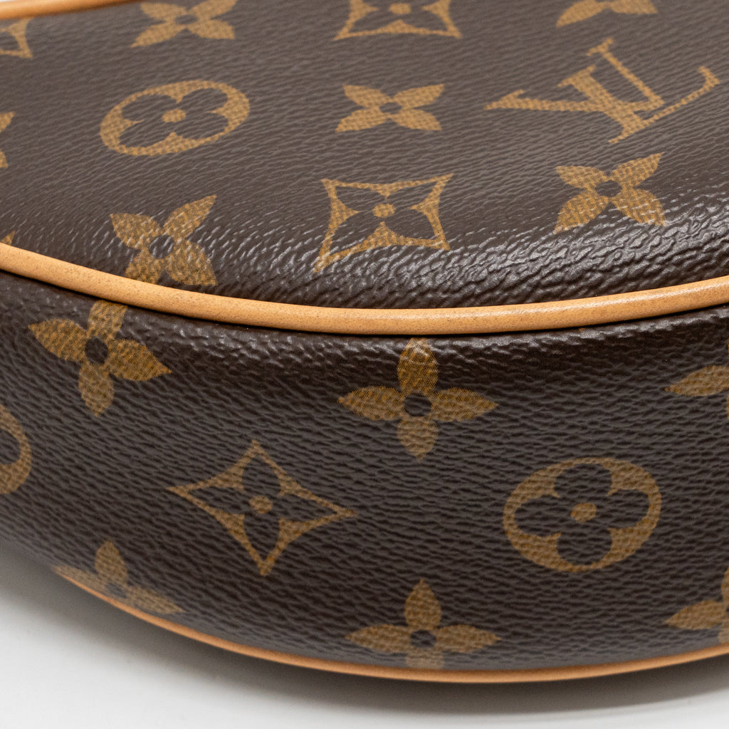 LOUIS VUITTON LOOP PM BAG MONOGRAM CANVAS GHW