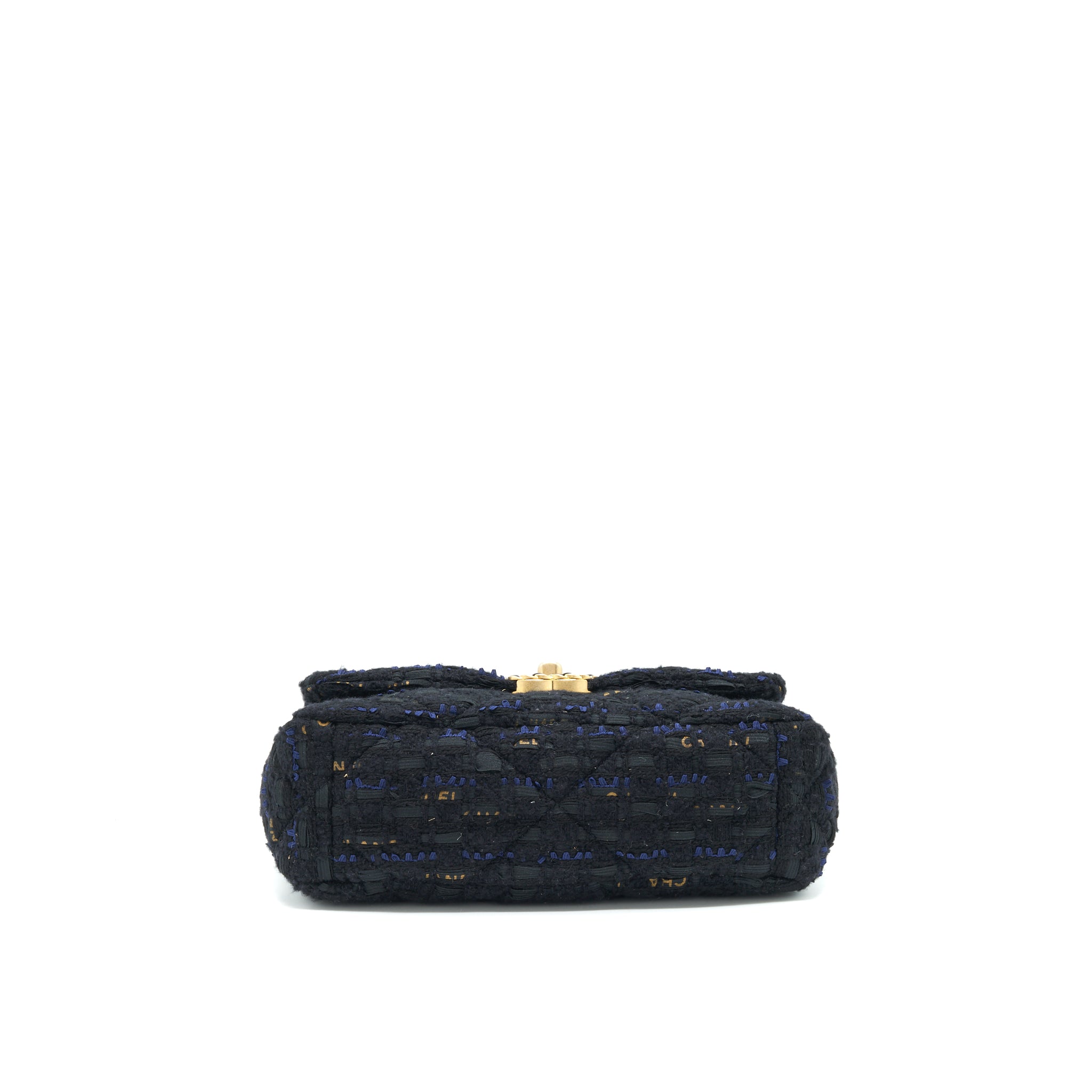 CHANEL TWEED SMALL 19 FLAP BAG