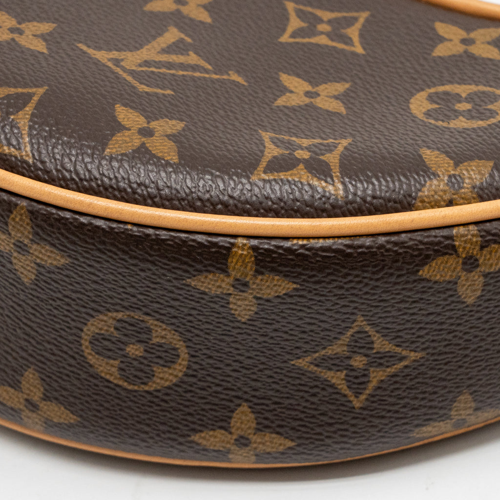 LOUIS VUITTON LOOP PM BAG MONOGRAM CANVAS GHW