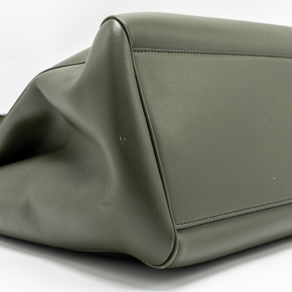 CELINE LARGE SOFT 16 BAG SMOOTH CALFSKIN DARK GREEN GHW