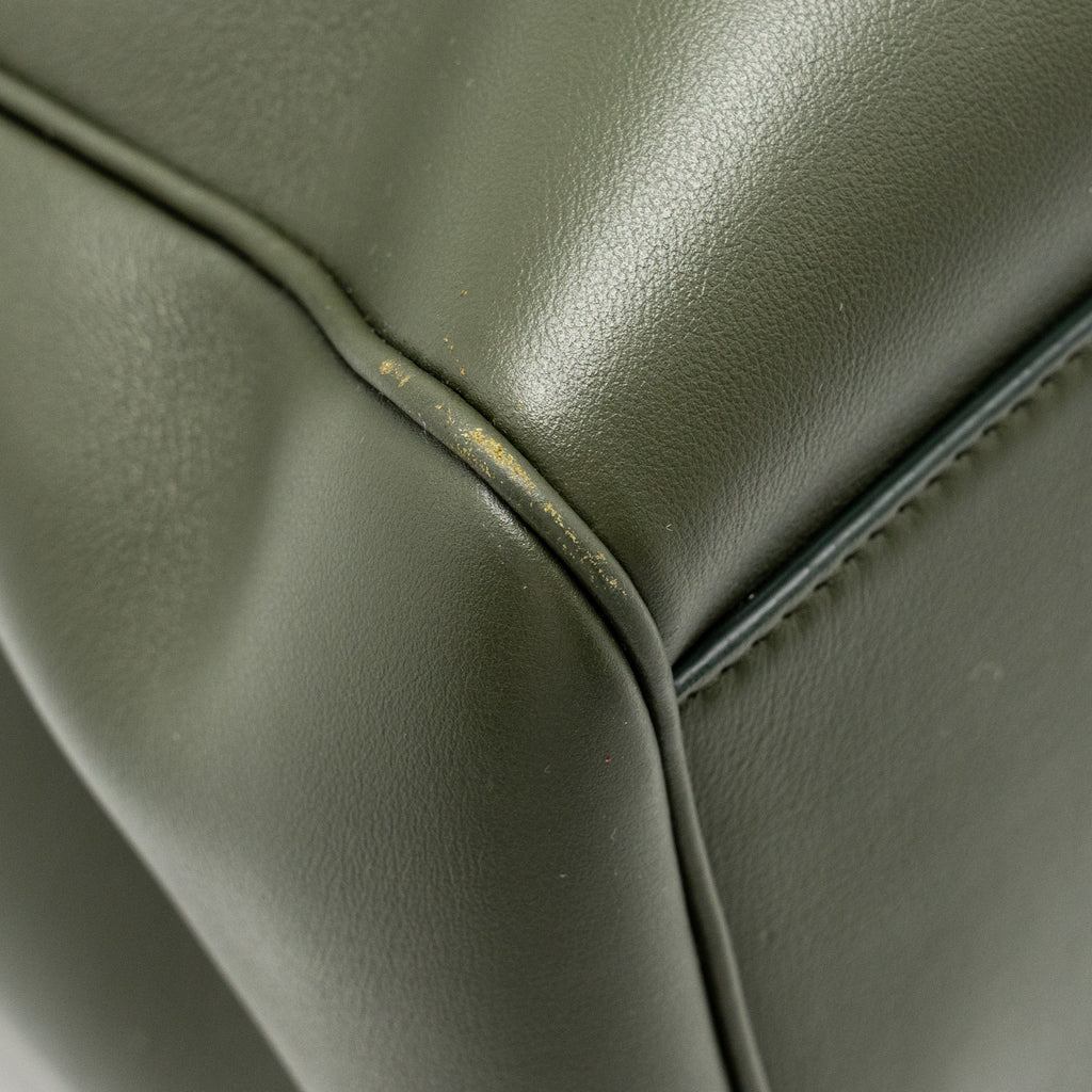 CELINE LARGE SOFT 16 BAG SMOOTH CALFSKIN DARK GREEN GHW