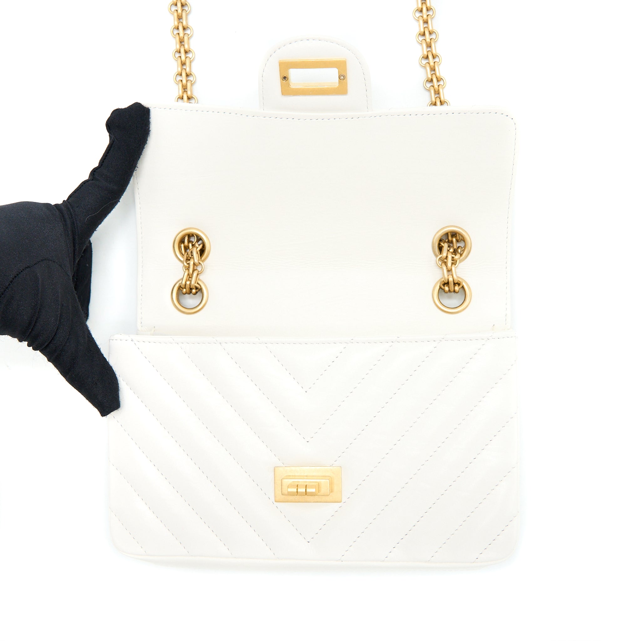 CHANEL MINI 2.55 REISSUE CHEVRON FLAP BAG AGED CALFSKIN WHITE BRUSHED GHW (MICROCHIP)